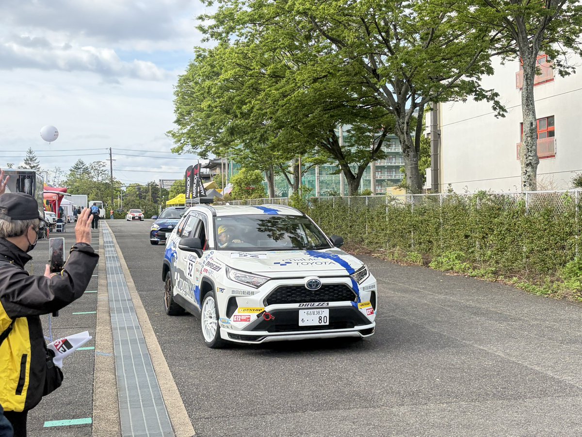 shima hide tweet media