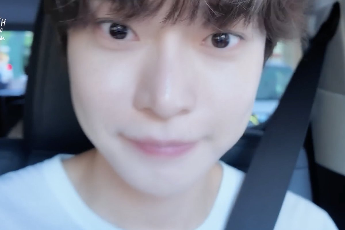 진짜 말도 안 되게 귀엽게 생김