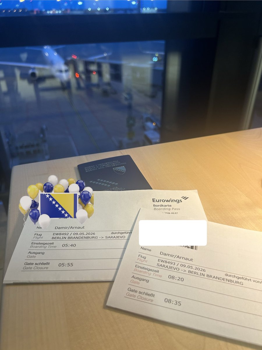 BiHAmbBerlin's tweet photo. Inauguralni let na direktnoj liniji Berlin-Sarajevo-Berlin. 

Priča koju su Ambasada BiH Berlin , Turistička zajednica Kantona Sarajevo i Međunarodni aerodrom Sarajevo započeli sa Eurowingsom na Međunarodnom sajmu turizma (ITB) u Berlinu 2024. je realizovana. https://t.co/GAfa8dKLvM