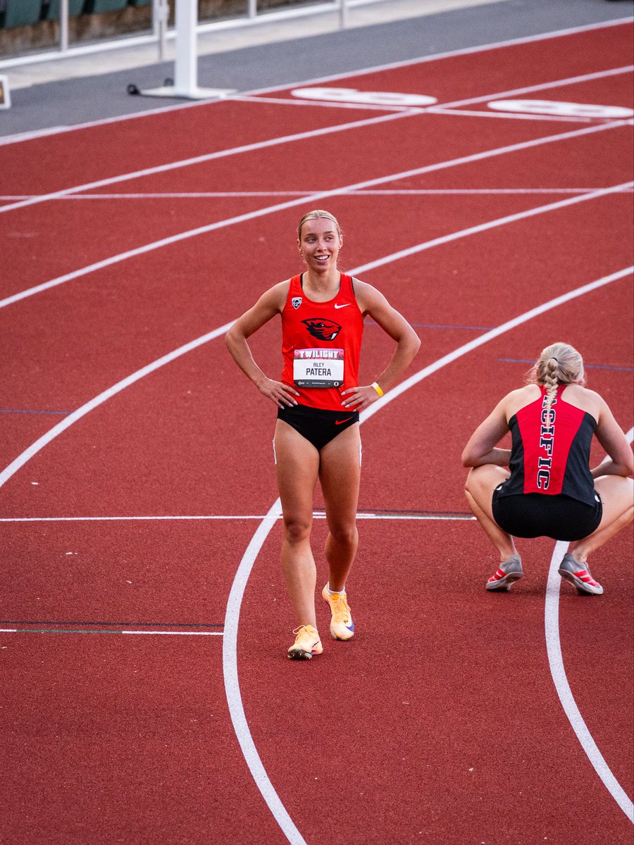 BeaverTFXC's tweet photo. Speed work 🏃‍♀️

Riley finishes second in Eugene, half a second from her OSU #5 time! #GoBeavs https://t.co/RvIlfBMo3u