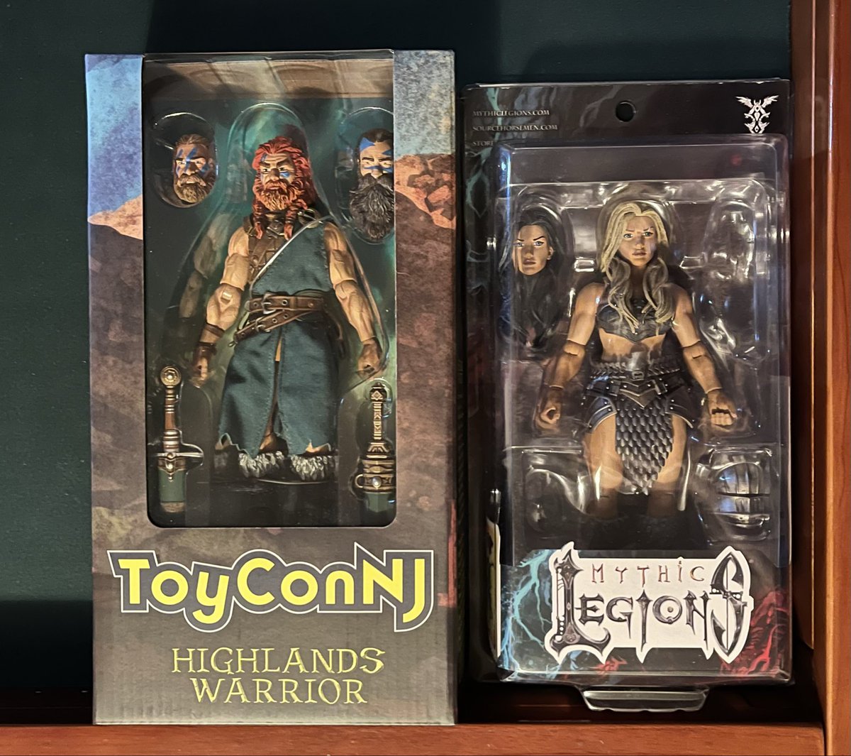 モンスターコレクション　極稀（クローバー）　聖・魔ユニット　まとめ売り Mythic Legions コレクションへの最近の追加品です。2週間前の在庫