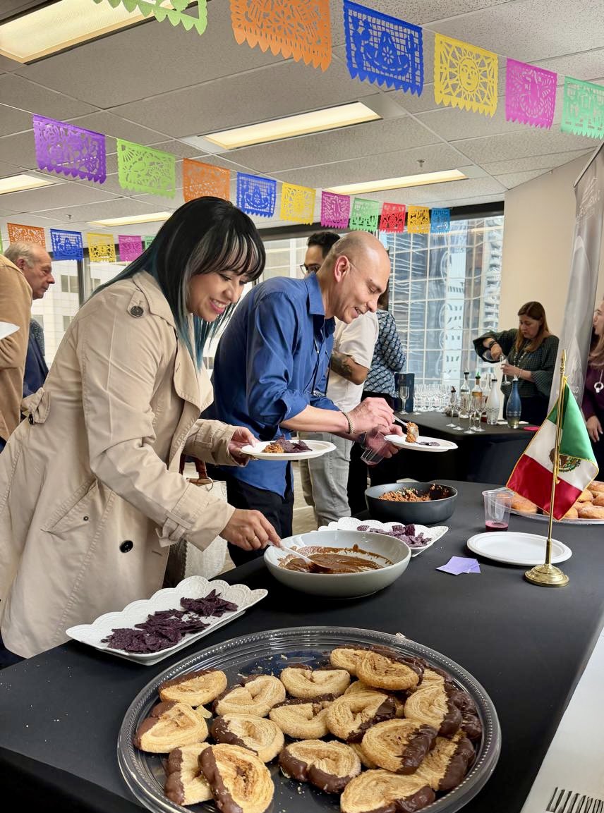 Consulmex Calgary tweet media