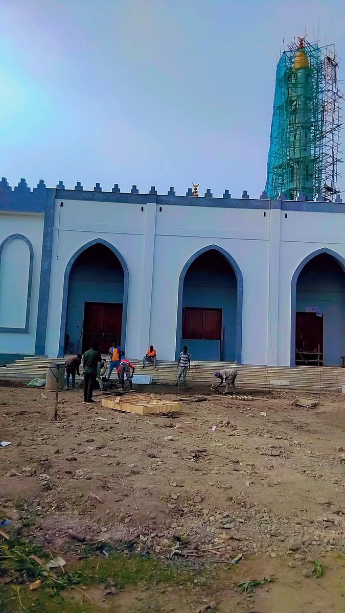 Jigjigamedia's tweet photo. Masjid Hamza in Baatuu, Oromia #Masjiida #Hamzaa Baatuu,OromiaMaashaa'allaah! #Dandan Care town https://t.co/80E8imQqBo