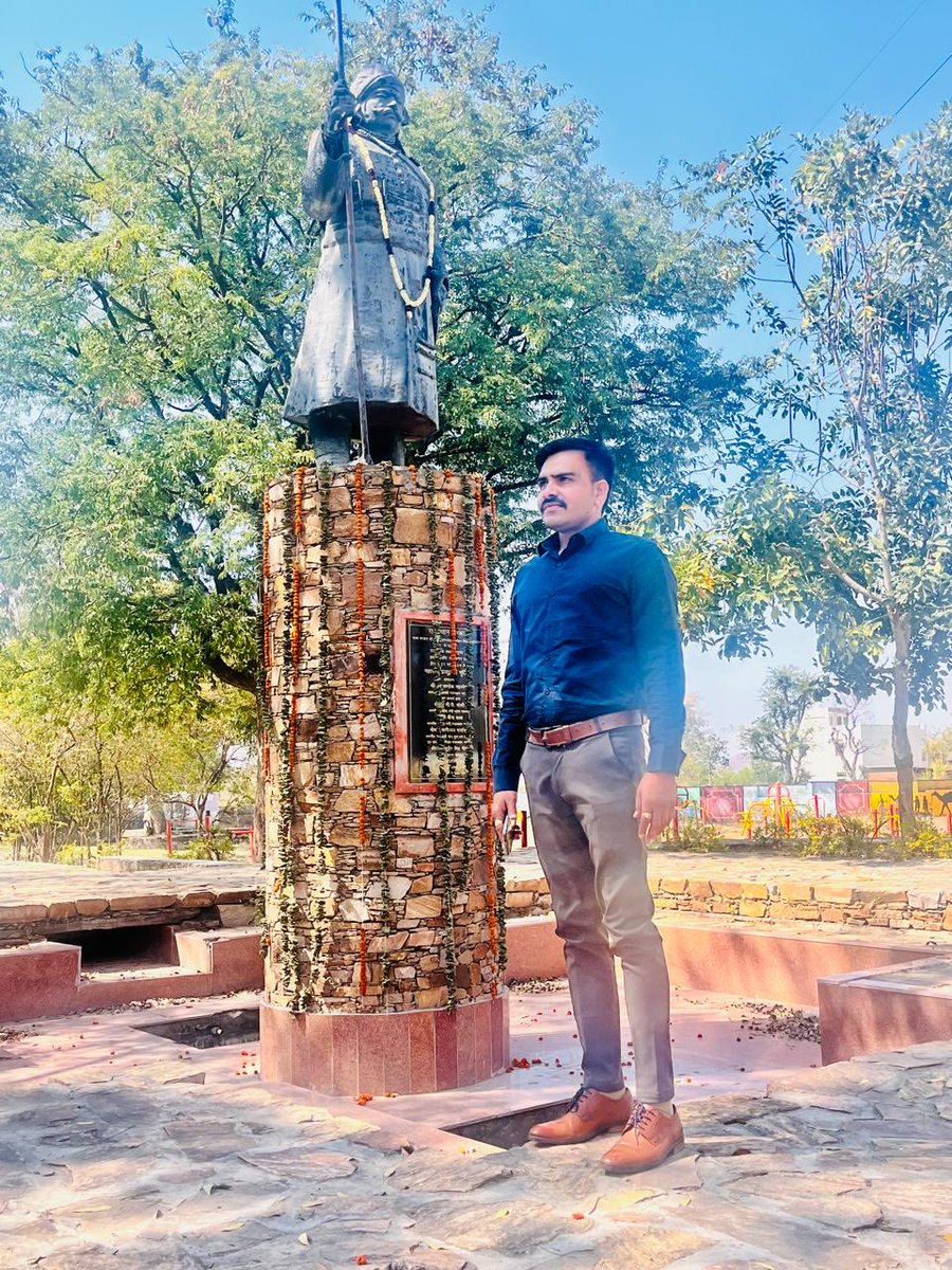 SernaSingh's tweet photo. वीर शिरोमणि श्री #महाराणा_प्रताप_जयंती की हार्दिक शुभकामनाएँ। 
🙏 राज तिलक स्थली #गोगुन्दा 🙏 #mewar https://t.co/72RC9RDmJw