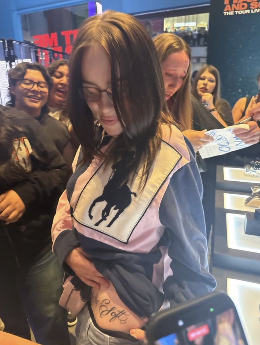 Billie Eilish Society tweet media
