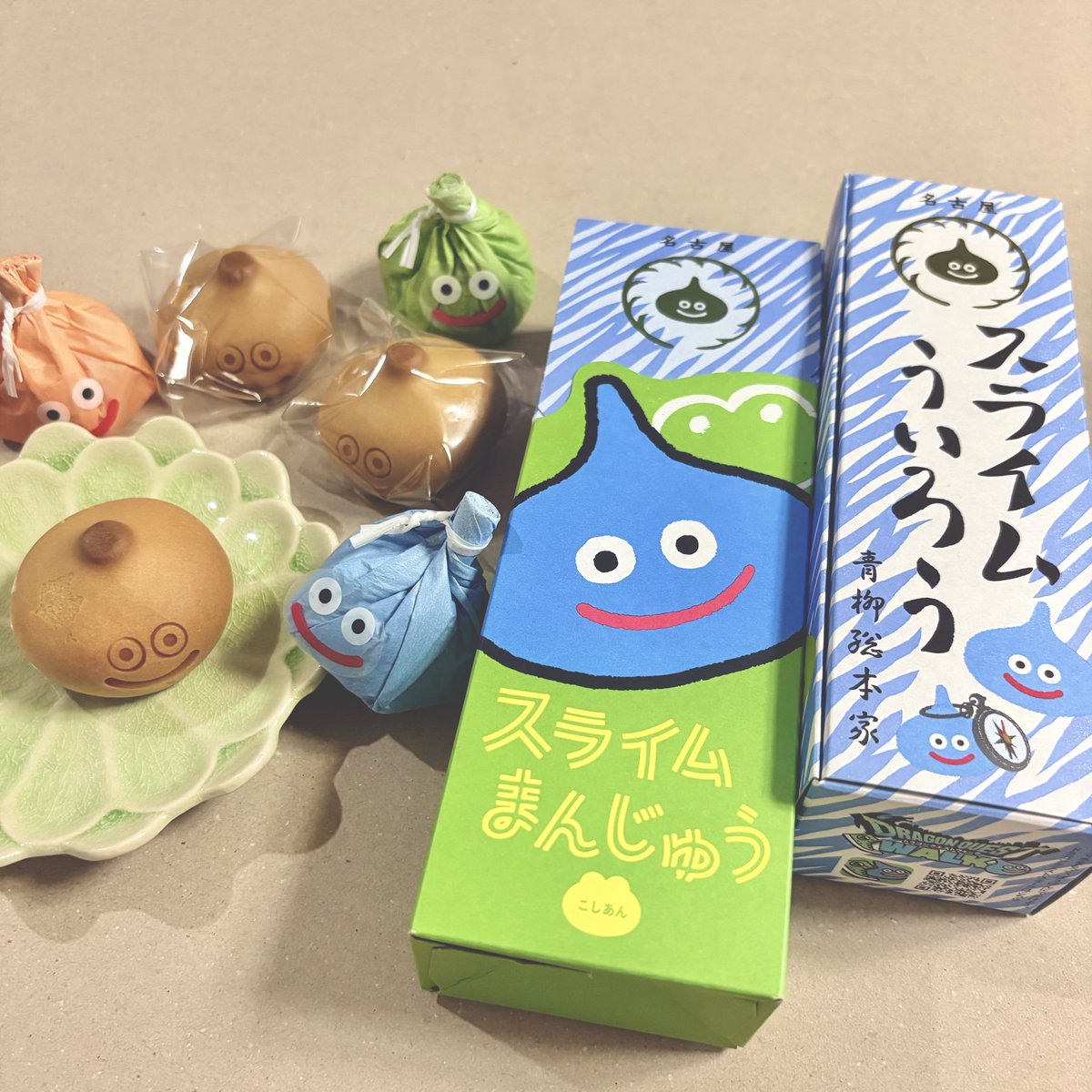 L_neco222's tweet photo. すてきなお土産もらいました
#スライムまんじゅう https://t.co/aiVum8SKDO