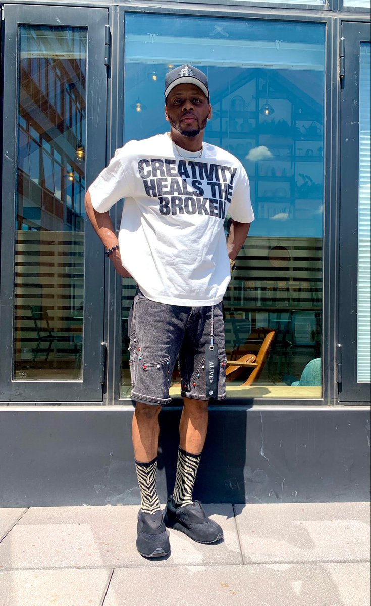 NEGROREPUBLIC's tweet photo. Opening the first location on June 19, 2026.
New Negro Republic Creative lab.
First step in building out Negro House & Tea Room.
#FreeSomeoneElse #NegroStock https://t.co/G3wgxaigrR
