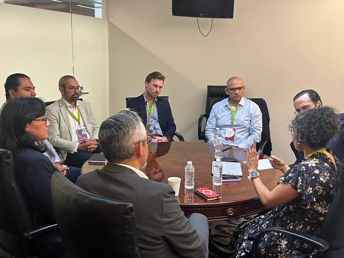 sissimpm's tweet photo. "El fraude financiero es ya una amenaza a la seguridad nacional." @ScamAlliance 
En 2025, pérdidas por estafas en México = presupuesto del Plan México.
Esta semana en el Senado con @Alonsotamez y la Comisión de IA: conversación franca sobre la crisis.
#AntiFraud #GASAMexico https://t.co/NJPOMfcf70