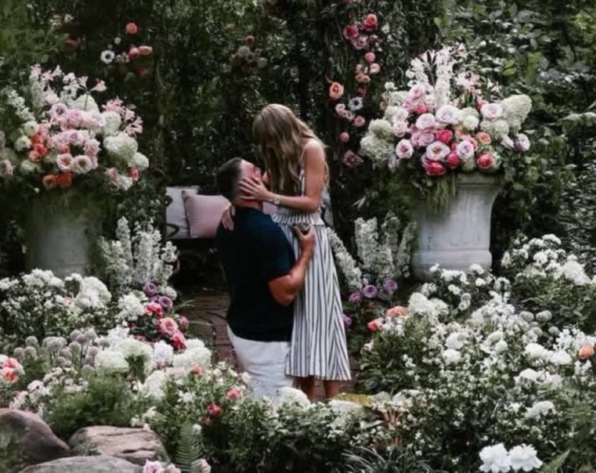 Travis planned everything every detail to make it the most perfect proposal ever 🥹🥹🥹