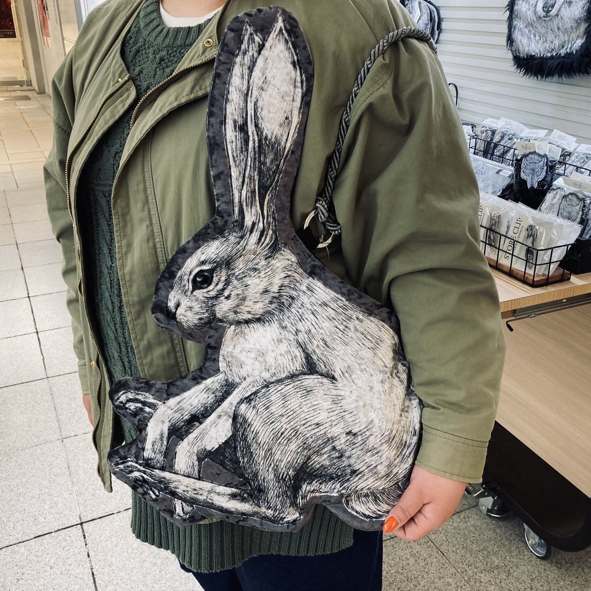 PAViLiON_S's tweet photo. 5月23日24日（両日）

西館１階B101〜103

PAViLiON

オリジナルの動物の生地で作ったポーチやバッグ、雑貨等を作っています

#デザフェス63リポスト
@designfesta https://t.co/yEl0hEWgwt