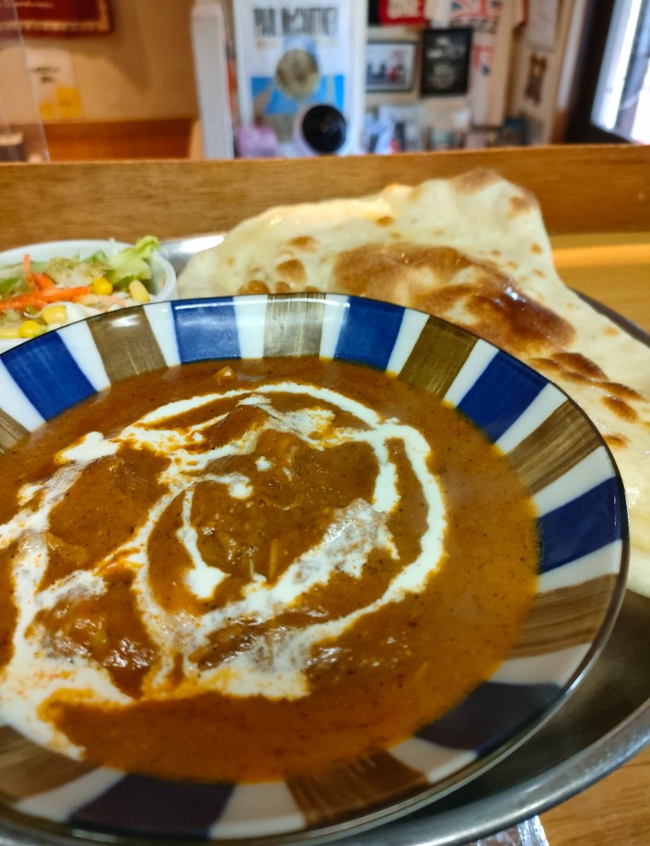currydou's tweet photo. GW後半戦
休み明けの営業リフレッシュ完了です。今日も頑張ります!!

ランチチキンバターカレーです。
土日祝日もランチメニューあります。

ランチメニュー以外のカレー各種、チーズナンセットもご注文出来ます。

テイクアウトはお電話でも承ります。
☎042-751-1158 https://t.co/MFxjXPorCK