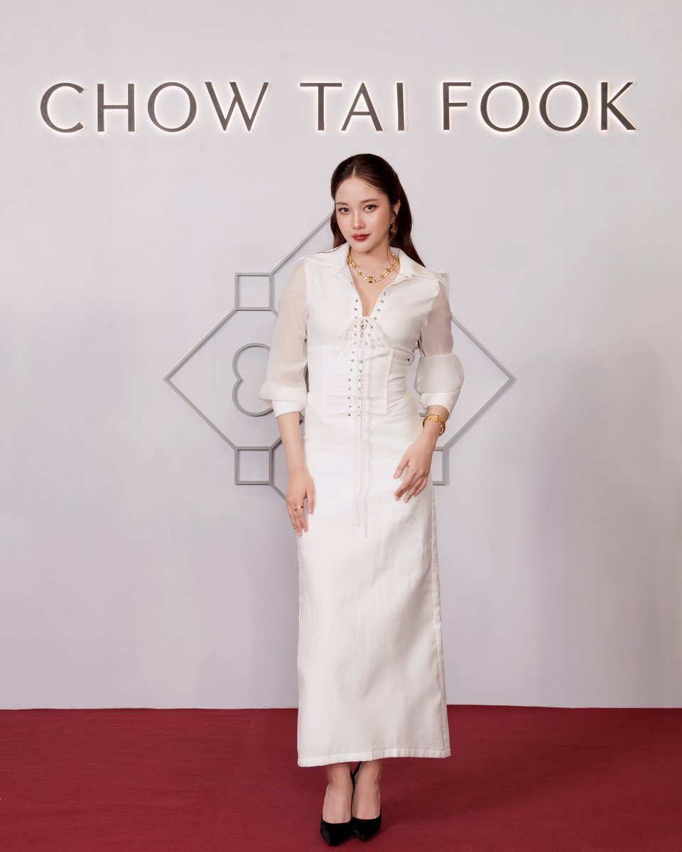 ความสวยยืนหนึ่ง

#srchafreen attends the grand opening of Chow Tai Fook at Siam Paragon 

#ChowTaiFook #ChowTaiFookThailand 
#DawnCollection #SiamParagon