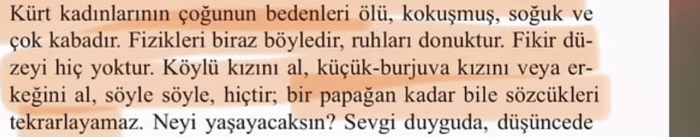 SelimTatar_'s tweet photo. @gerceklerigor0 @beyinzar036 @siyahsancakx “bir papagan kadar bile sözcükleri tekrarlayamaz” 😂 https://t.co/eKAWVeEFbp