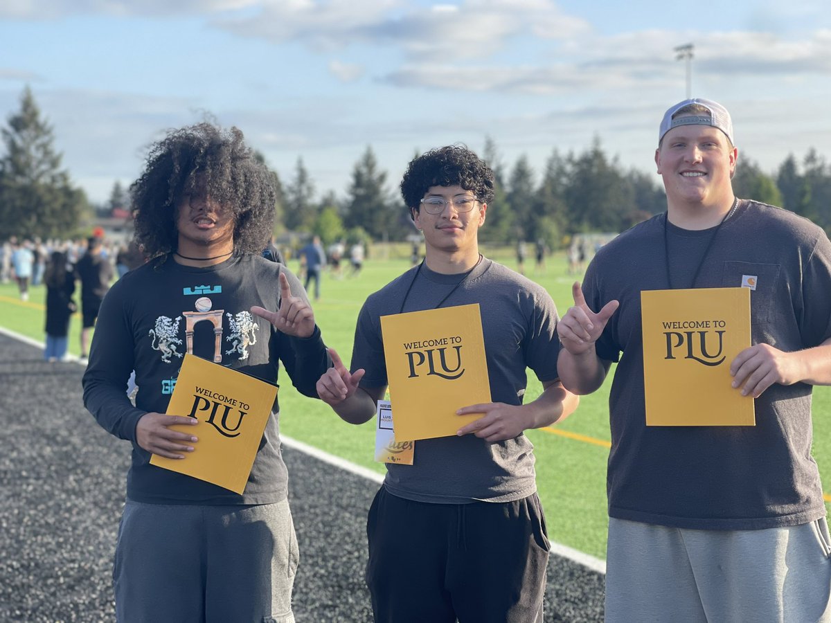 galoia_zyrus's tweet photo. Thank you to Coach @Zach_Willis45 for the opportunity to come check out @PLUFootball junior day. Great atmosphere and football team #Lutes
@CoachQC4 https://t.co/wRUBHHBpb9