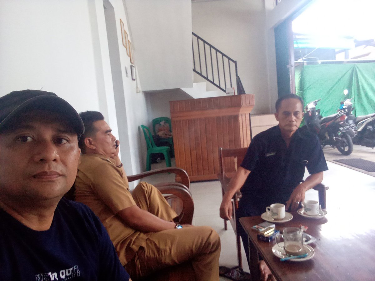 AdiCan81's tweet photo. Masyarakat Desa Sukamaju, Ogan Ilir Sumsel melangkah bersama KDMP menuju kemandirian. 

@YandriSusanto
@ARizaPatria
@KemensetnegRI

#KementerianDesaPDT
#BPSDMKementerianDesaPDT
#DesaSukamajuMenujuKemandirian
#KerjasamaBUMDesaKDMP
#KerjaPendampingDesaBerdampak https://t.co/kyGkt2Lyhg