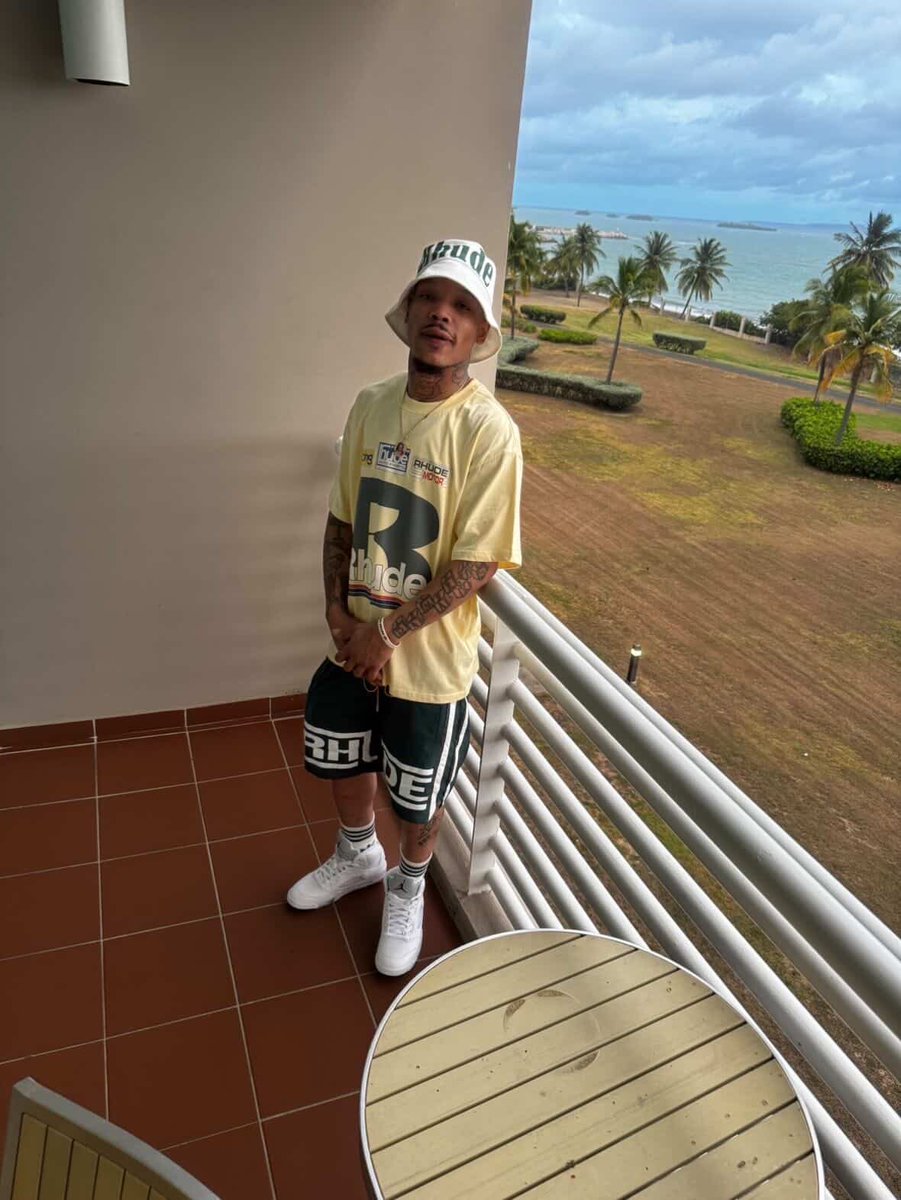 bandoo_brandoo's tweet photo. Life been treating me good
#happybdayToMe 🖤🖤 https://t.co/ZObwmsgwNN