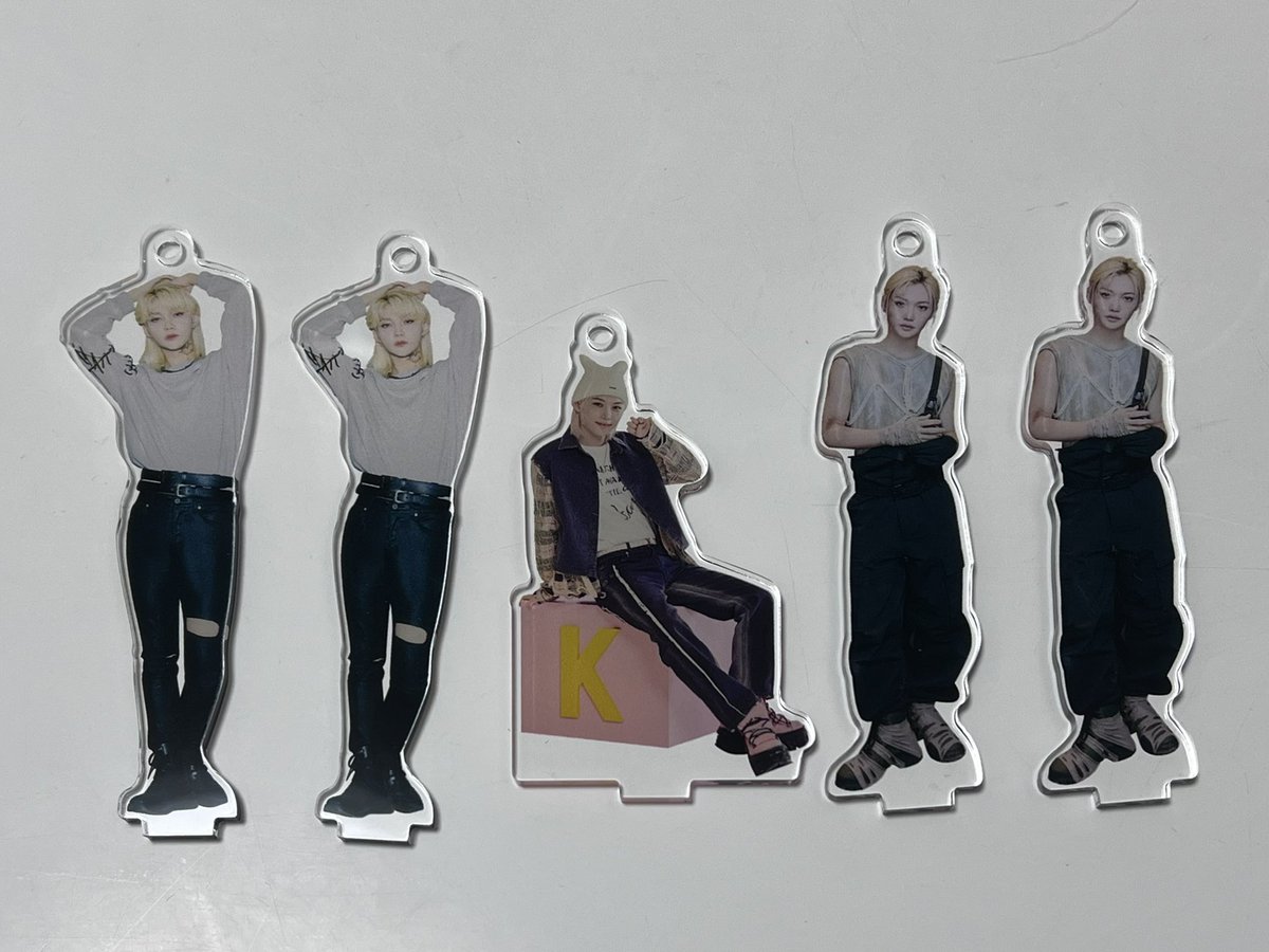 bokssunga_ma's tweet photo. StrayKids スキズ EXHIBITION エキシビション 展示会 交換 ランダム ミニアクリルスタンドチャーム

譲 : 画像1.2枚目のフィリックス、アイエン

求 : 画像3枚目の隠れていないフィリックス、アイエン

郵送のみ📮
お断り→いいね
お気軽にお声掛けください🙇🏻‍♀️ https://t.co/qyl0p2xTdZ