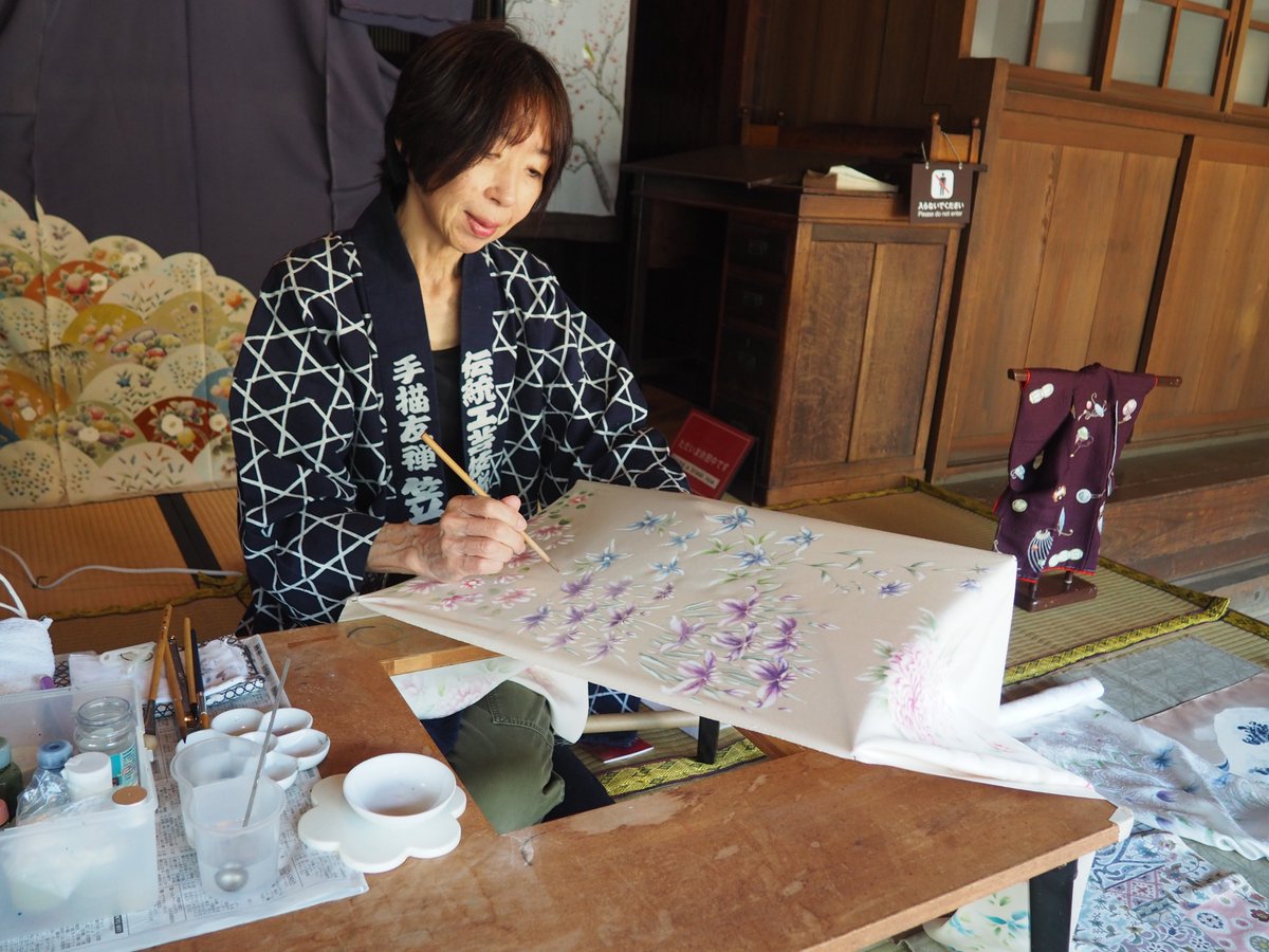 👘伝統工芸の実演🖌 本日9日（土）、明日10日（日）は、10：30～16：30