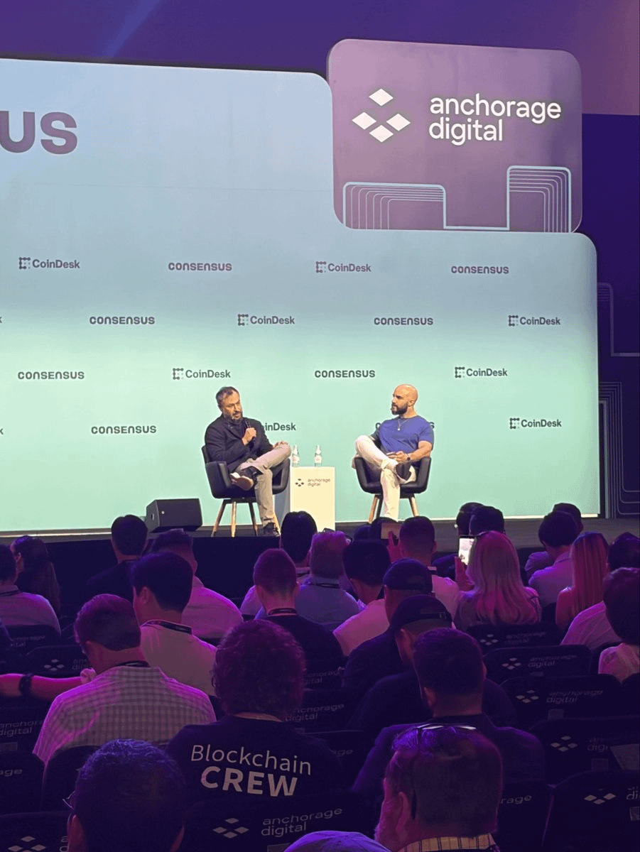 On stage together <a href="/toly/">toly 🇺🇸</a> and <a href="/alive_eth/">Ali Yahya</a>.

Former SWIFT CIO Tom Zschach on a separate panel: "All value will be digital. Everything that can be tokenized will be tokenized because it's too attractive not to."

That's SWIFT's former innovation chief!