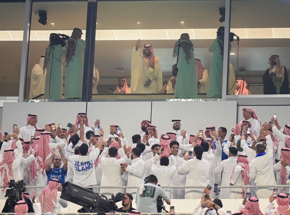 sportksanet's tweet photo. ثريد
تغطية مصورة من نهائي #كأس_خادم_الحرمين_الشريفين #اغلى_الكؤوس بتشريف صاحب السمو الملكي الأمير محمد بن سلمان حفظه الله 

عدسة المصور خالد السفياني @k_999990 https://t.co/q8uqa65BDa