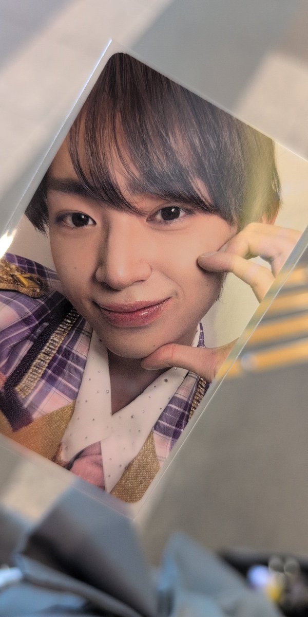 よよよ tweet media