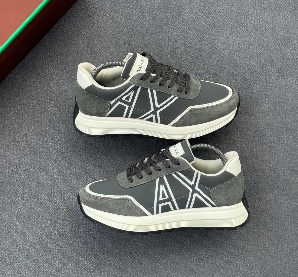 Size:40-45
Tsh.75,000
CONTACTS:+255718007463
For pickup 🛵 📦 and delivery 🛵  🚚
#burundi #zanzibar #tanzania #Zambia #dodoma #serengeti #Nairobi