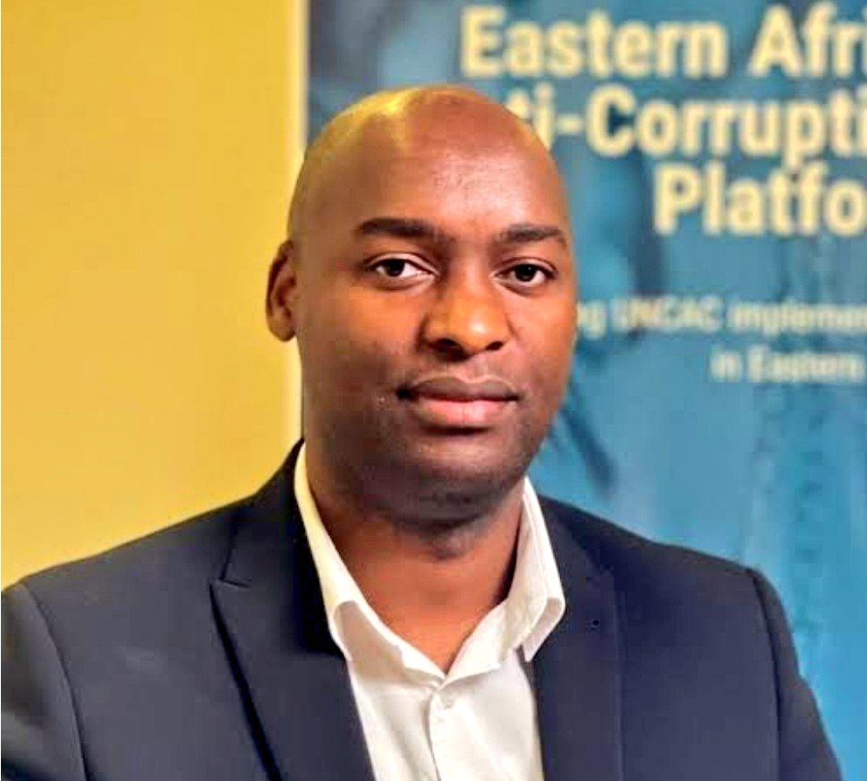 Patricia_Bantom's tweet photo. A disciplined leader, he fought without creating PR stunt. Today, after the victory, he is saying the win belongs to all South Africans. The EFF wants to steal his shine like always, owning the victory 

Thank you, Vuyo Zungula others must thank themselves. https://t.co/39Zl0yrKAt