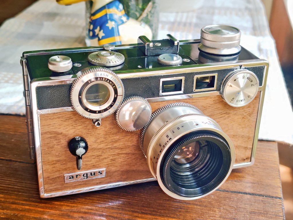 【整備済完動品】ARGUS C3 Argus C3 ソラとクモ🐳🌦【完動品】 – Ein Camera