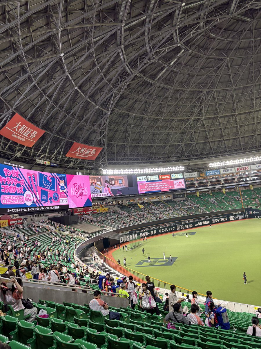 hinapapa2013's tweet photo. ピンクフルデー
 #ソフトバンクホークス  #ピンクフルデー https://t.co/KC95ejGvY1
