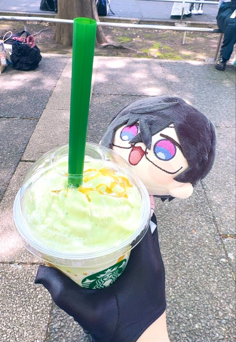 今日顔女々しめ。フォロワーいるかな？
メロン美味いよ