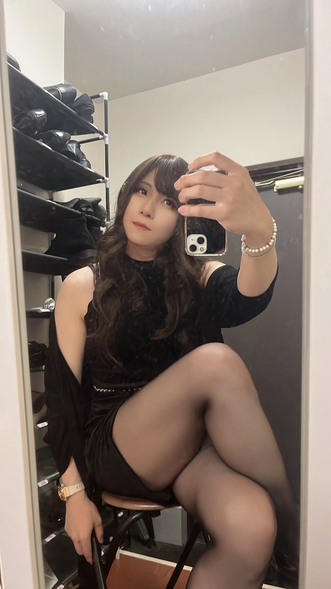 ayana_cd's tweet photo. 今日はノースリーブニキネキです😤
露出は良くないのでカーディガンでカバー
夜はShaLaLa（@SHALALA2024 ）にいます
もし横浜で飲む所お探しでしたらShaLaLaでまったりどうですか？✨ https://t.co/sg9SMPlGvn