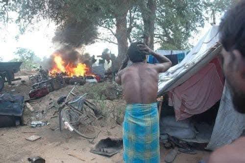 senior_tamilan's tweet photo. தமிழினப்படுகொலை நினைவேந்தல் மாதம்!

#TamilGenocide Remembrance Month!

வலி சுமந்த மாதம்!

போர் வெறிகொண்ட சிங்கள தேசம் தமிழர் தேசத்தை குருதியில் குளிப்பாட்டி மகிழ்ந்தது.

#TamilNadu #Eelam #EelamTamils #LKA #WorldwideTamils https://t.co/SjQeWz2Opc