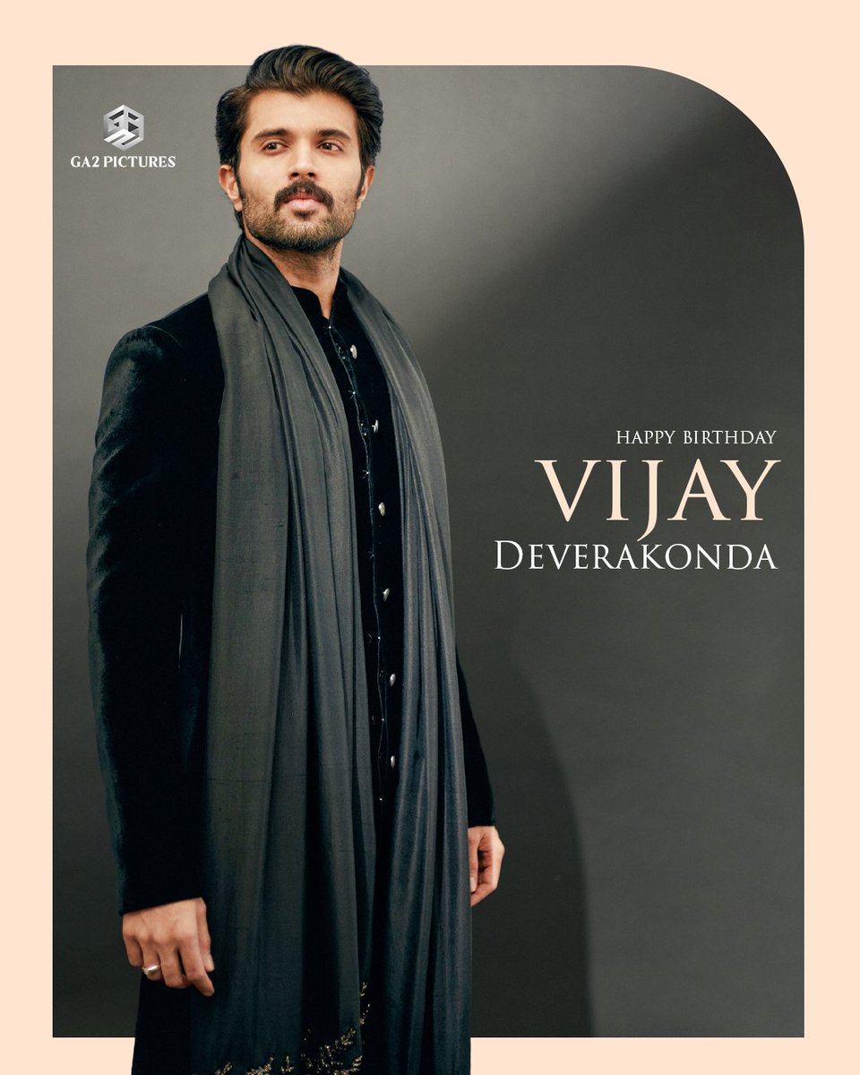 GA2Official's tweet photo. Happiest Birthday to everyone's favourite Govind and the powerhouse of talent @TheDeverakonda 🎉💫

Wishing you all the success and happiness!❤️‍🔥

#HBDVijayDeverakonda https://t.co/8RRrJI7ULw
