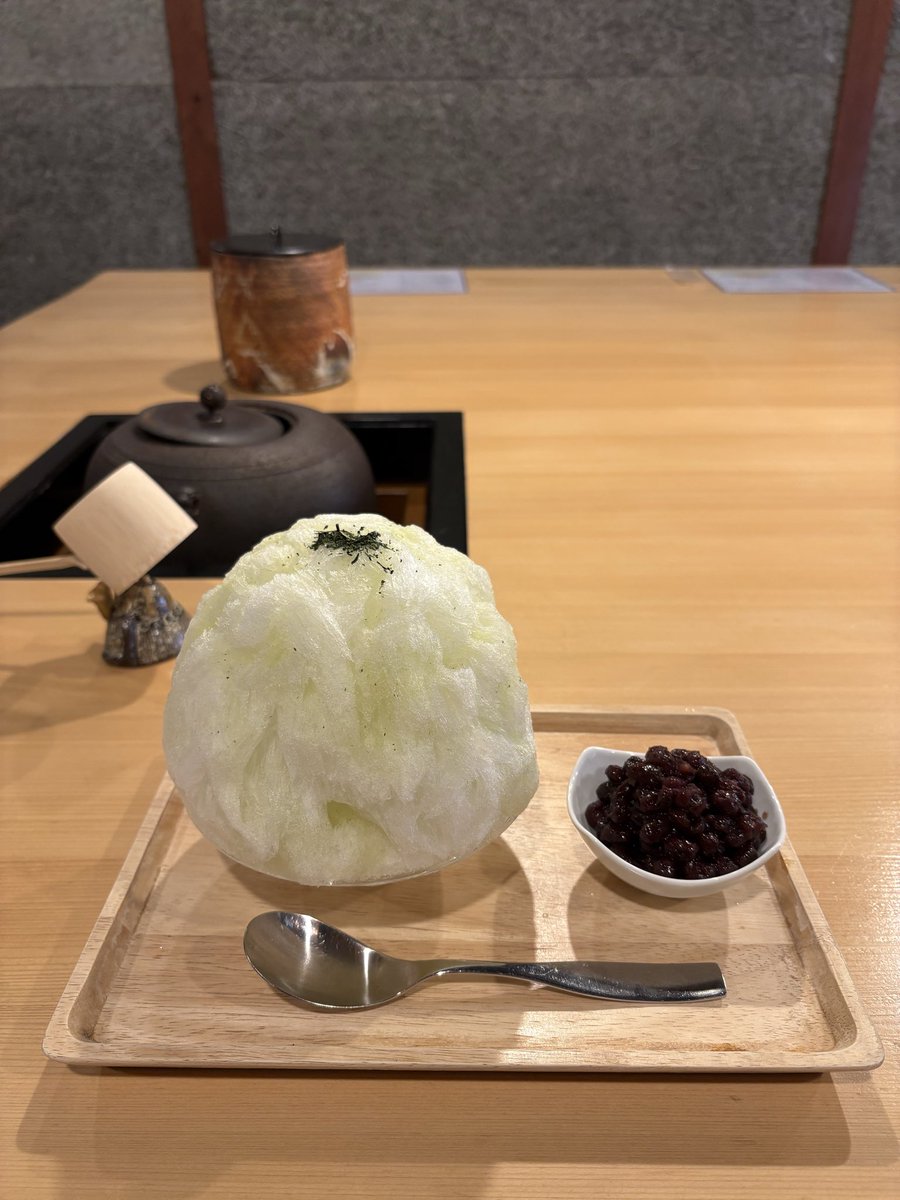 pidemin0329's tweet photo. 新茶「八十八夜」の氷
 
すっきり 美しい氷でした

名古屋市 shizukuさん https://t.co/6JmqGUn77X