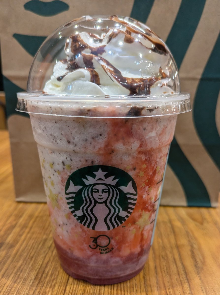 OrepanMcz's tweet photo. イチゴチョコレートフラペチーノ飲んだ〜😁
ウマウマでした〜🥳 https://t.co/IF8bOHBBhz