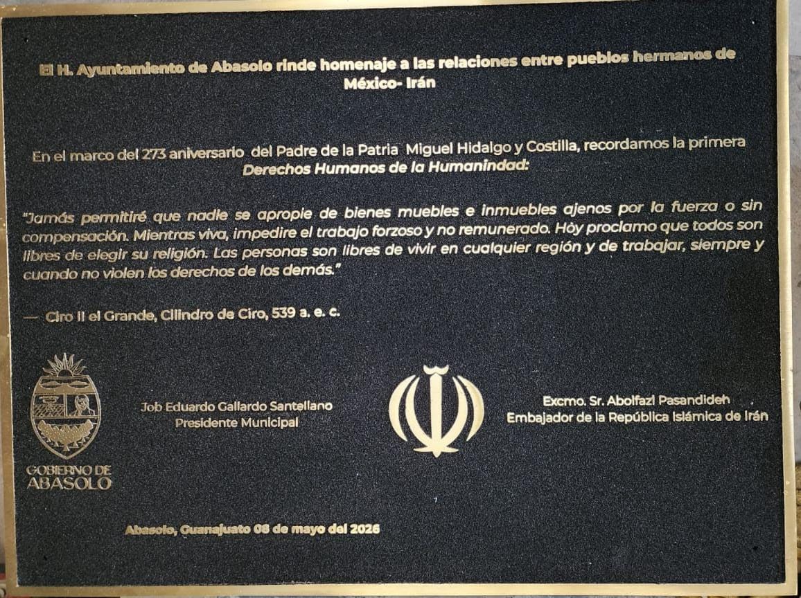 IraninMexico's tweet photo. *Histórico: Abasolo une a México e Irán con un mensaje de libertad* 

Hoy, Abasolo inauguró una placa inspirada en el Cilindro de Ciro, símbolo milenario de derechos humanos y respeto a la dignidad humana. https://t.co/qMzeQOlWQX