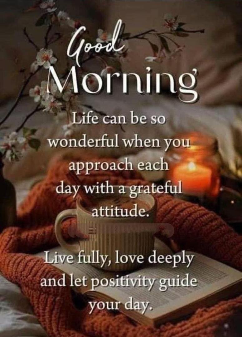 vusigule's tweet photo. @pastorthys @MapetLubisi5122 @IveshNebs @Monchu052 @sollypoo Gents wake up the Northern Cape finest she is live on the biggest weekend breakfast show. @TshegoMoagi_  good morning abavuke abantu the yellow nation is collecting 3 points later. https://t.co/WZWJTqe8ty