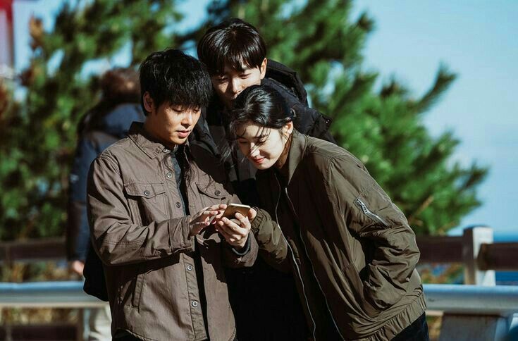지로 tweet media