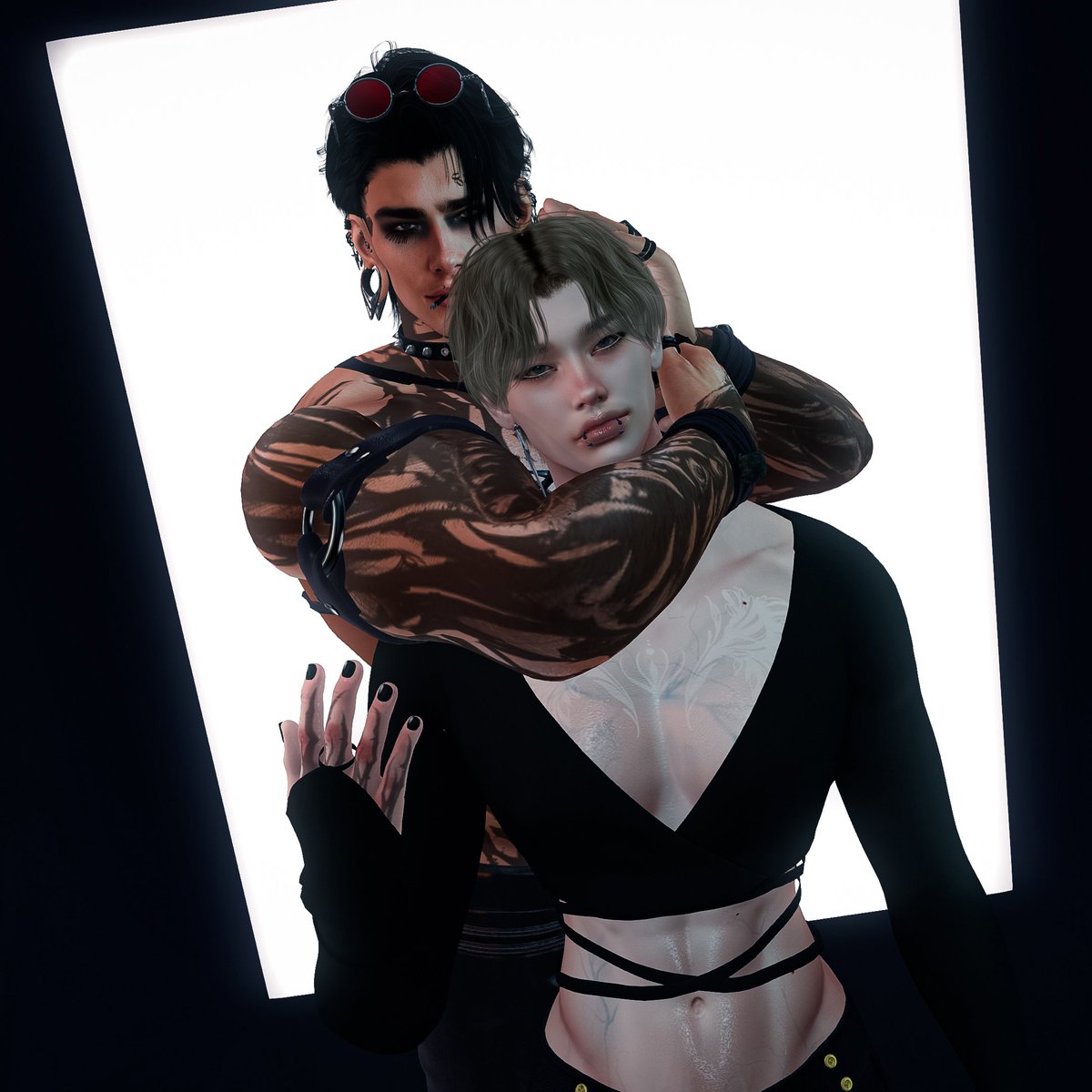 Korvhem's tweet photo. Matching sins, different smiles.

#secondlife #sl https://t.co/F5jvYBKBSk