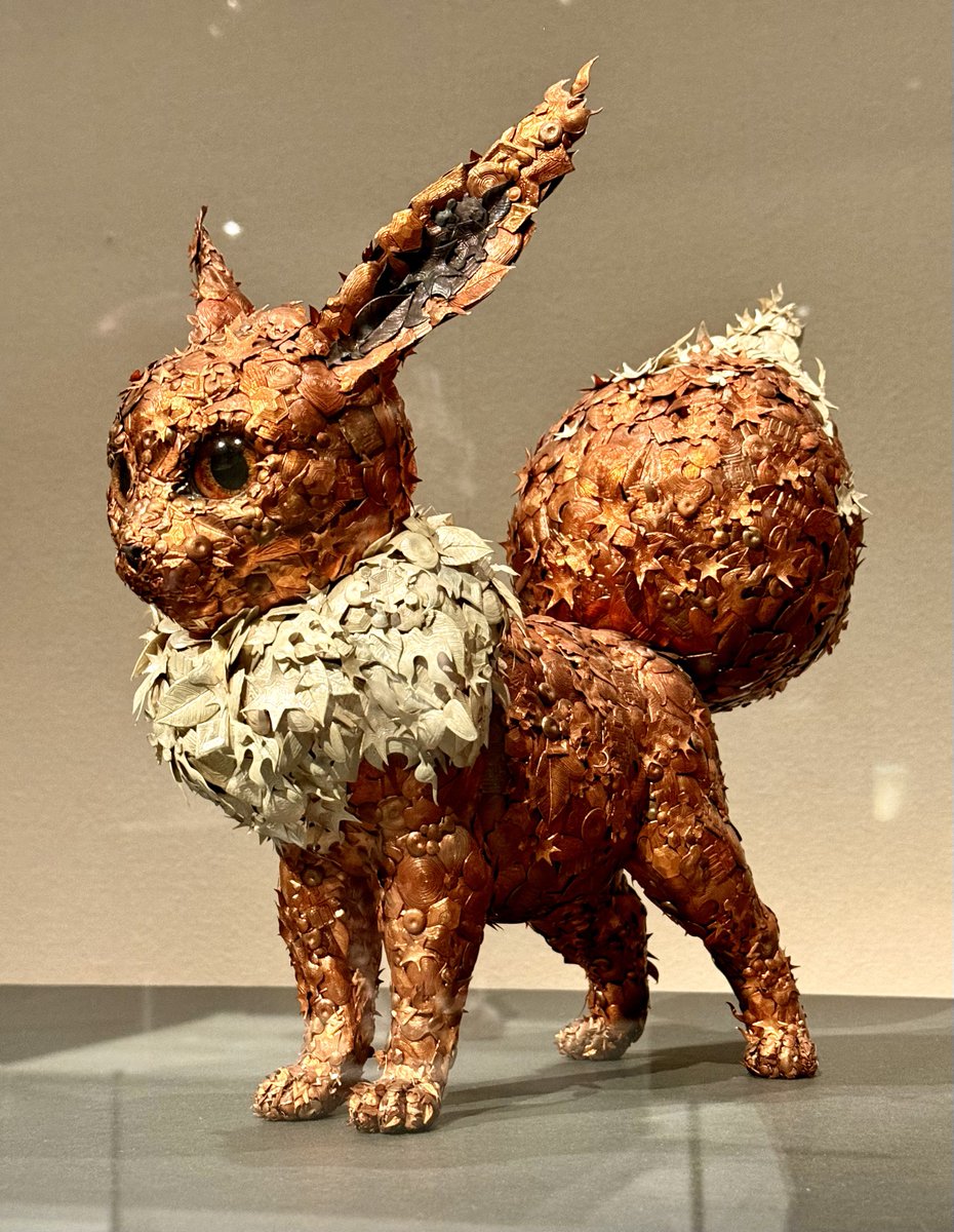 they really didn’t have to go so hard making eevee’s fur with metal symbols for each of its evolutions &amp; eyes that stare directly into your soul holyyy