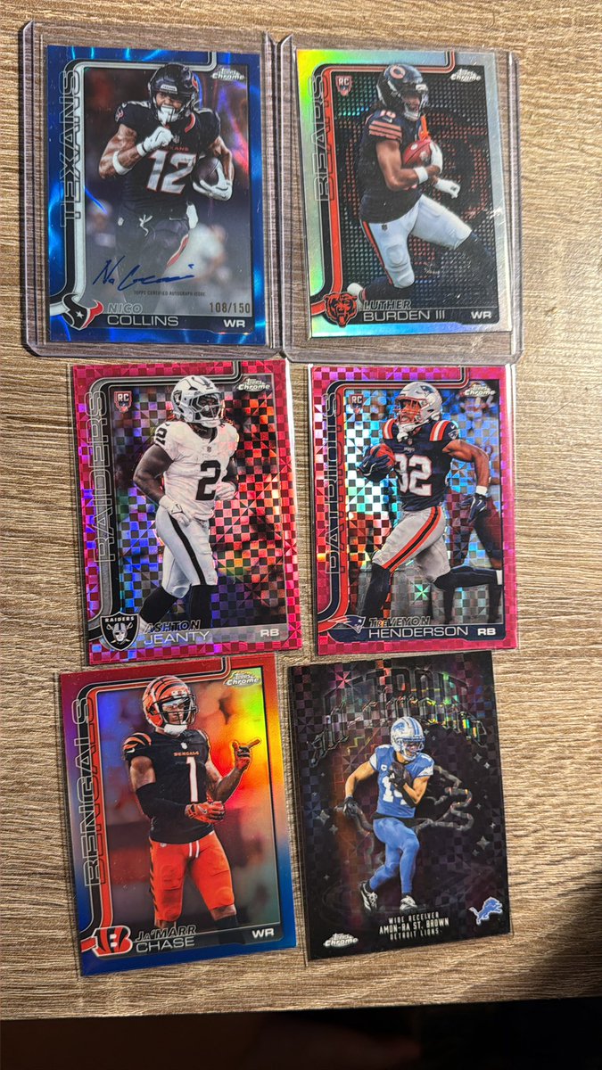 Panda_Profits's tweet photo. got 2 megas at resell! Can’t be mad… Texans fan too @CardPurchaser https://t.co/Vs5lj68R6q