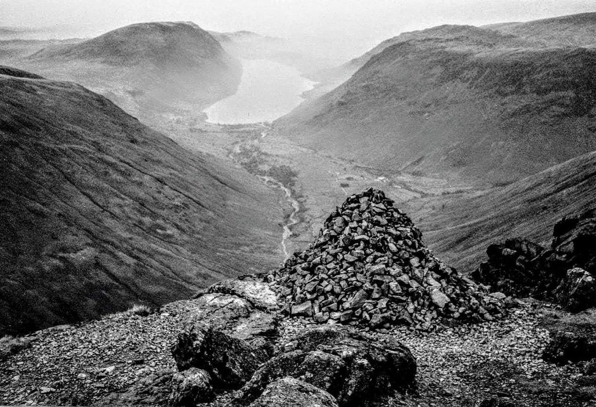 Cragfast's tweet photo. Happy 75th Birthday #LakeDistrict
The English Lake District was formally designated as the UKβs second National Park on the 9th of May 1951.
Thank you so much for all my adventures and memories for over 40 years. π₯ΎπΈ #LakeDistrict75 https://t.co/RlunGwcnMr