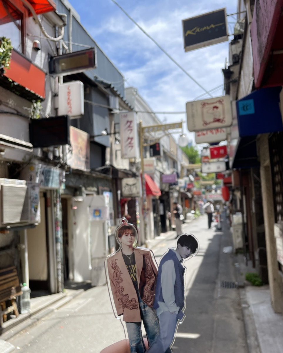 Min98455454N's tweet photo. もう一つ行ってみたかった所〜！
なんて楽しい♡
この場所にいるだけで幸せな気分🥹
ハイボールブギ大好きです♪
黒髪想太くんも本当素敵なのよね✨
また後でMV見よ☺️
#Da_iCE
#花村想太 https://t.co/N67Il9gpOi