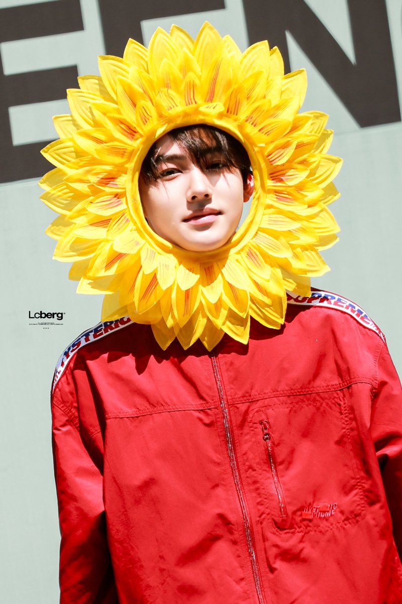 Lcbergsh's tweet photo. 260509 MINI FAN MEETING 

#코르티스 #CORTIS #성현 #SEONGHYEON https://t.co/Vcj1pQ9UGg