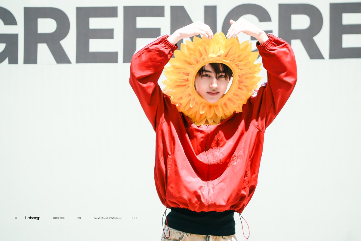 Lcbergsh's tweet photo. 260509 MINI FAN MEETING 

#코르티스 #CORTIS #성현 #SEONGHYEON https://t.co/Vcj1pQ9UGg