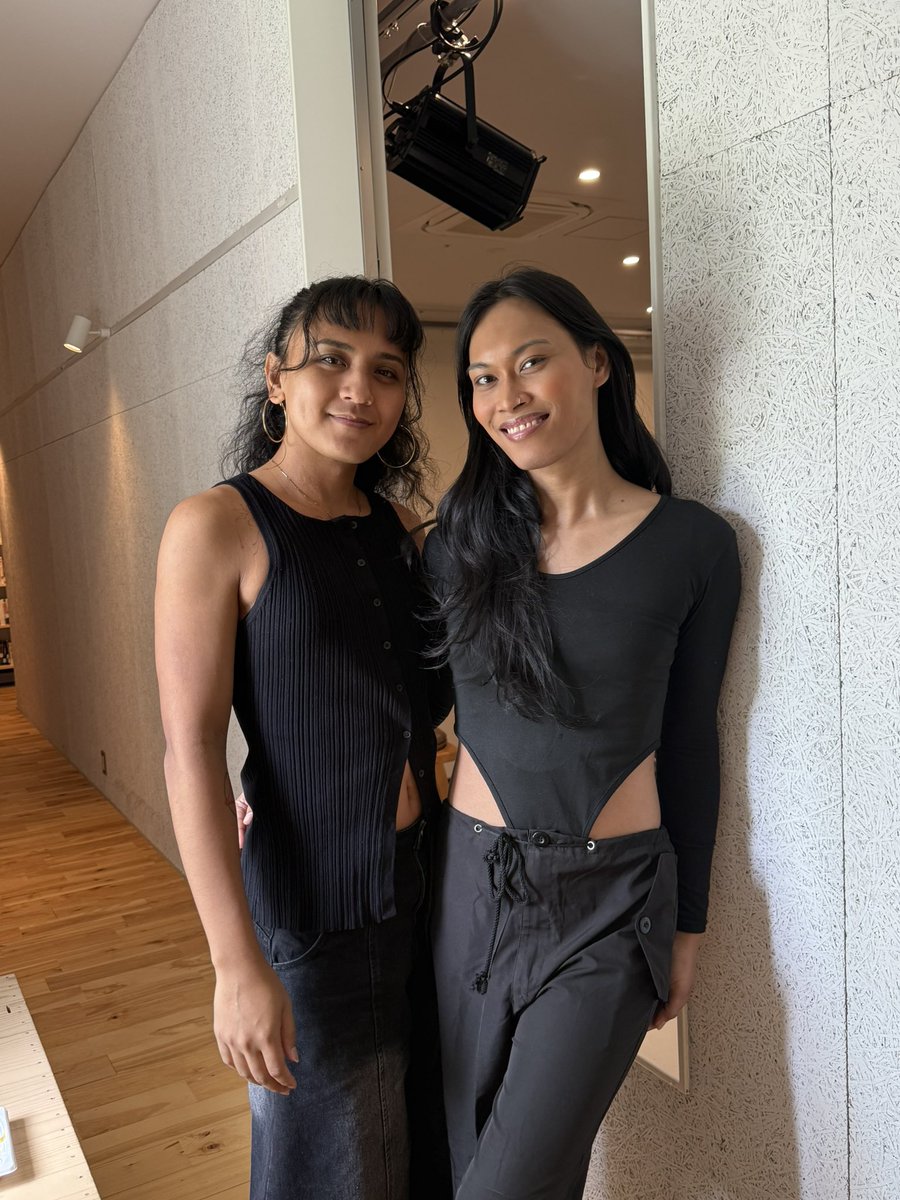 eri_karatsu's tweet photo. DaBYにてレジデンスをスタートしたばかりのIshvara Devati（インドネシア）さんとAri Angkasa（オーストラリア）さんのリサーチプロジェクトへ。「トランス女性の身体を、傷つきながらも持続する世界において、しなやかに生きるエコロジーとして想像し直す試み」。5/30のショーイングも楽しみです https://t.co/JcL8gqR2Gb