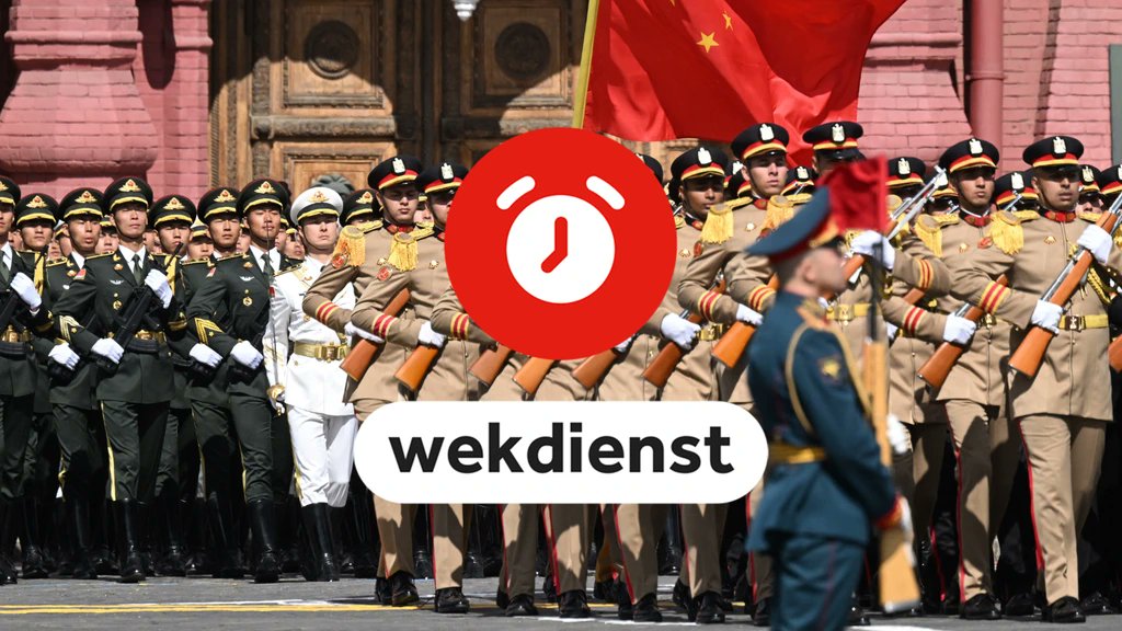 NieuwsStudioNL's tweet photo. Wekdienst 9 mei: Russen houden parade zonder tanks • Magyar wordt premier van Hongarije https://t.co/2CQyBBtvg4