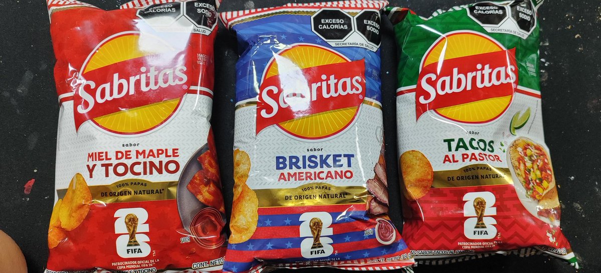 Todo México esperando el regreso de los tazos con jugadores del mundial 

La pendejada que hace Sabritas: