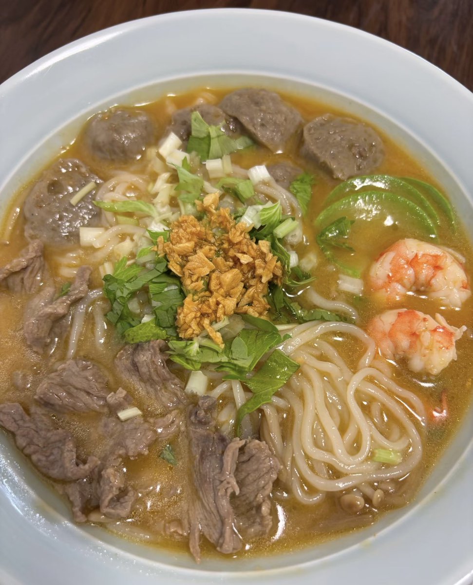 Lilidrmf's tweet photo. 家で美味しい牛丼を作りました
#昼食 #グルメ #牛ひき肉ラーメン https://t.co/2YUEMCxi54