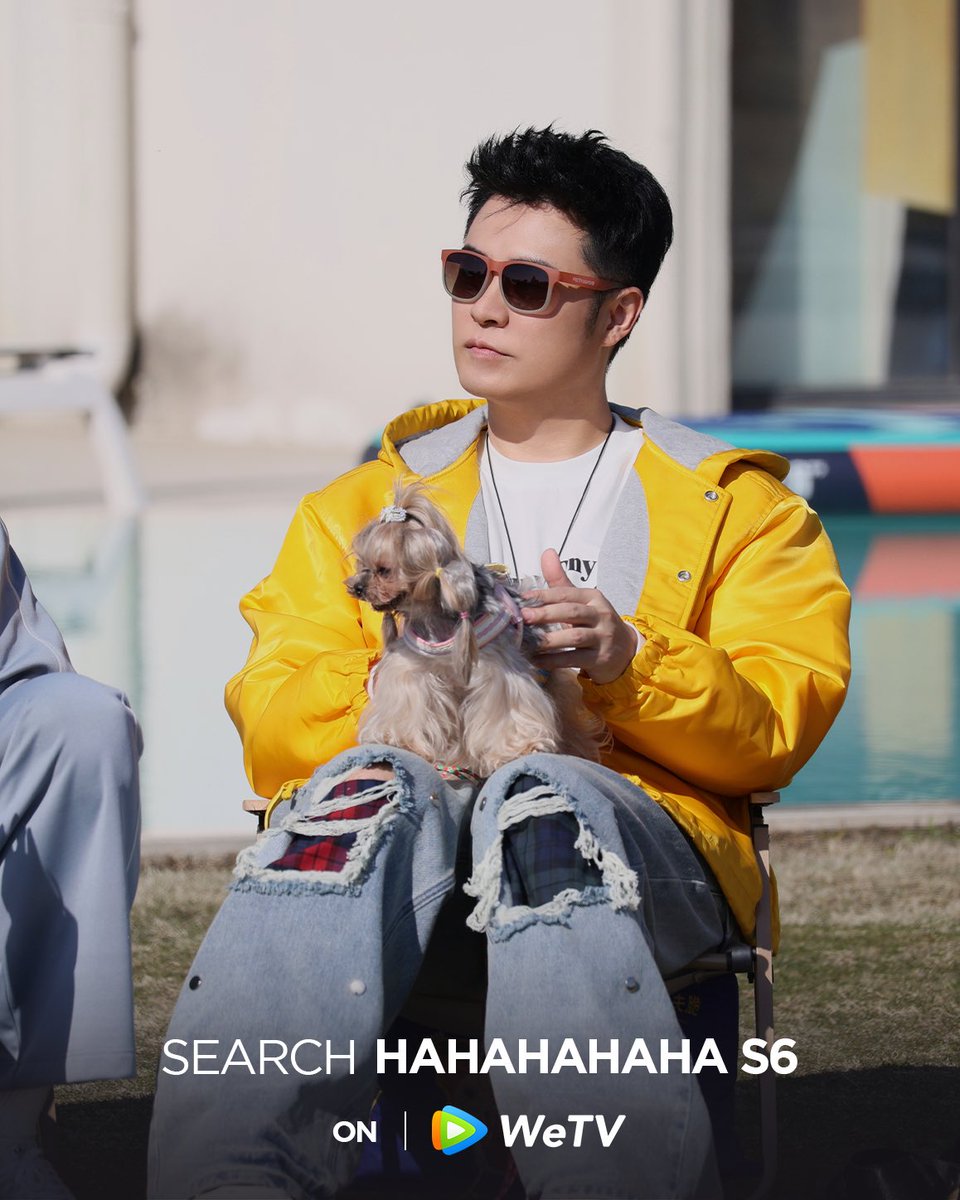 WeTVOfficial's tweet photo. Join them and their dog on this journey. 🦮

😆 #HaHaHaHaHaS6 is streaming now on WeTV.

✨Starring #DengChao #ChenHe #LuHan #FanZhiyi #DongBaoshi #WangMian #LiXiaoran #ChenQiaoen #GaoHanyu #FuHang

#哈哈哈哈哈第6季
#WeTV #WeTVAlwaysMore https://t.co/uW7rj9PSUY